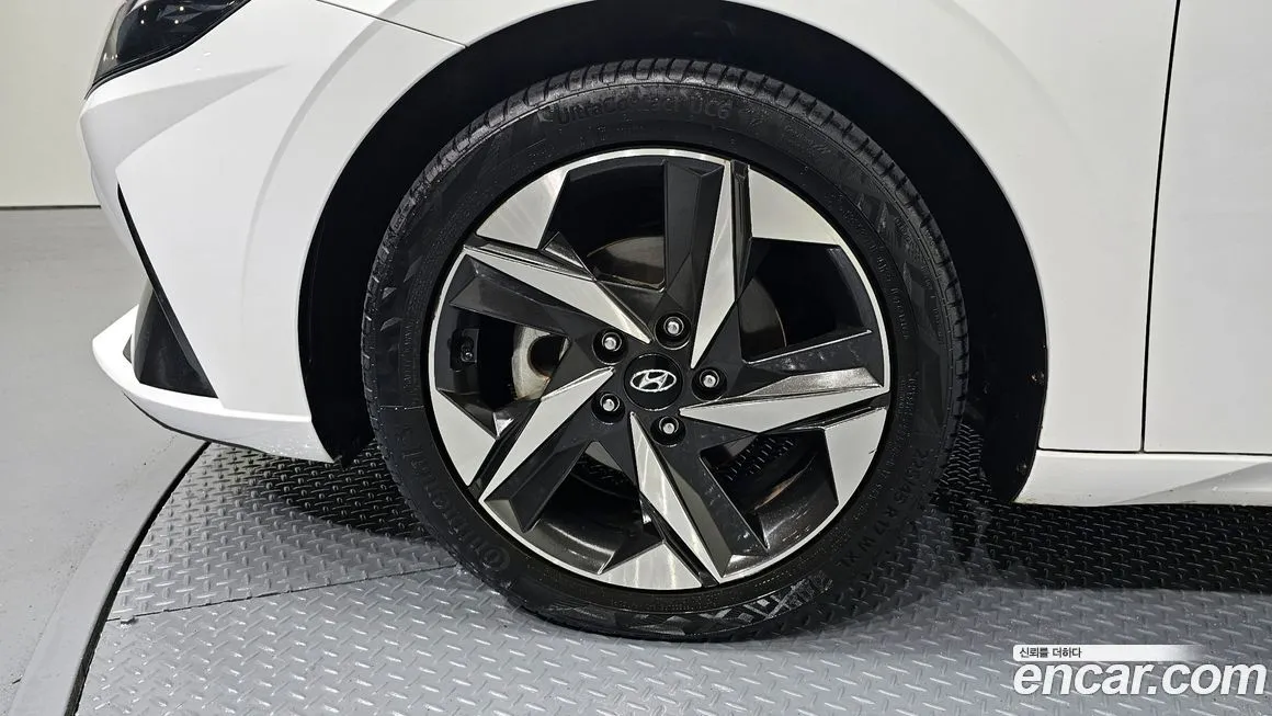Hyundai AVANTE — фото 5