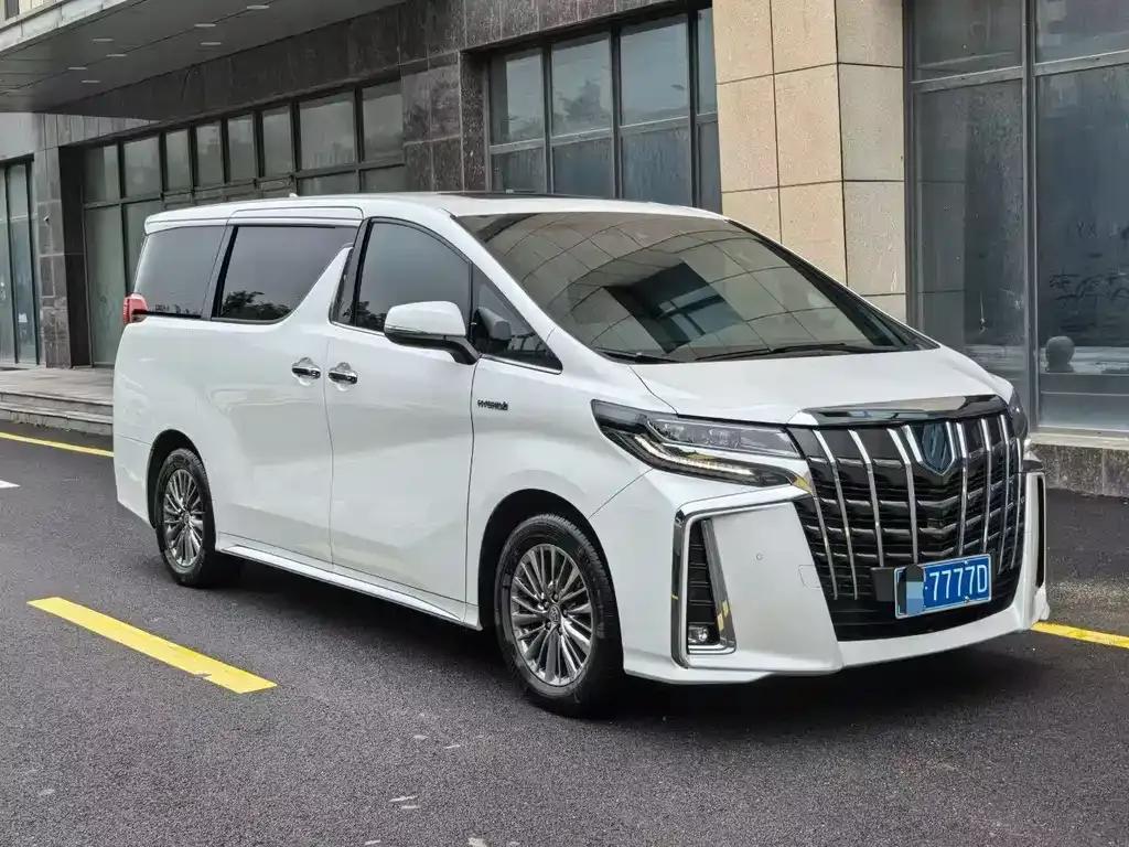 Toyota Alphard 2022 из CN, фото 3