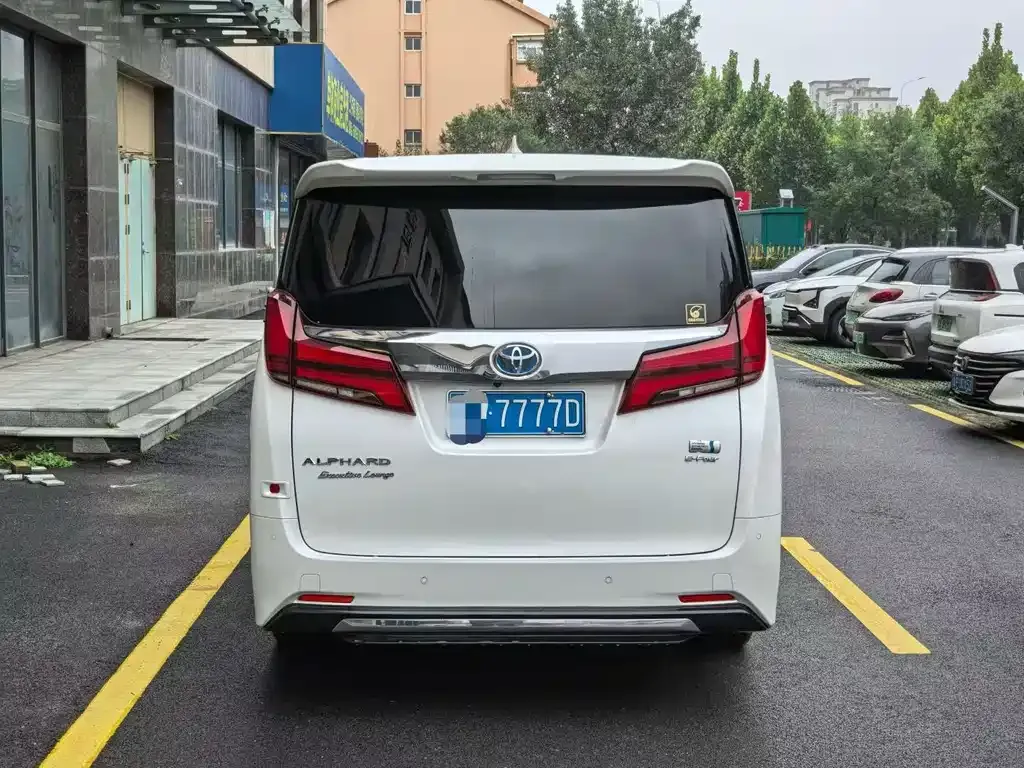 Toyota Alphard 2022 из CN, фото 5