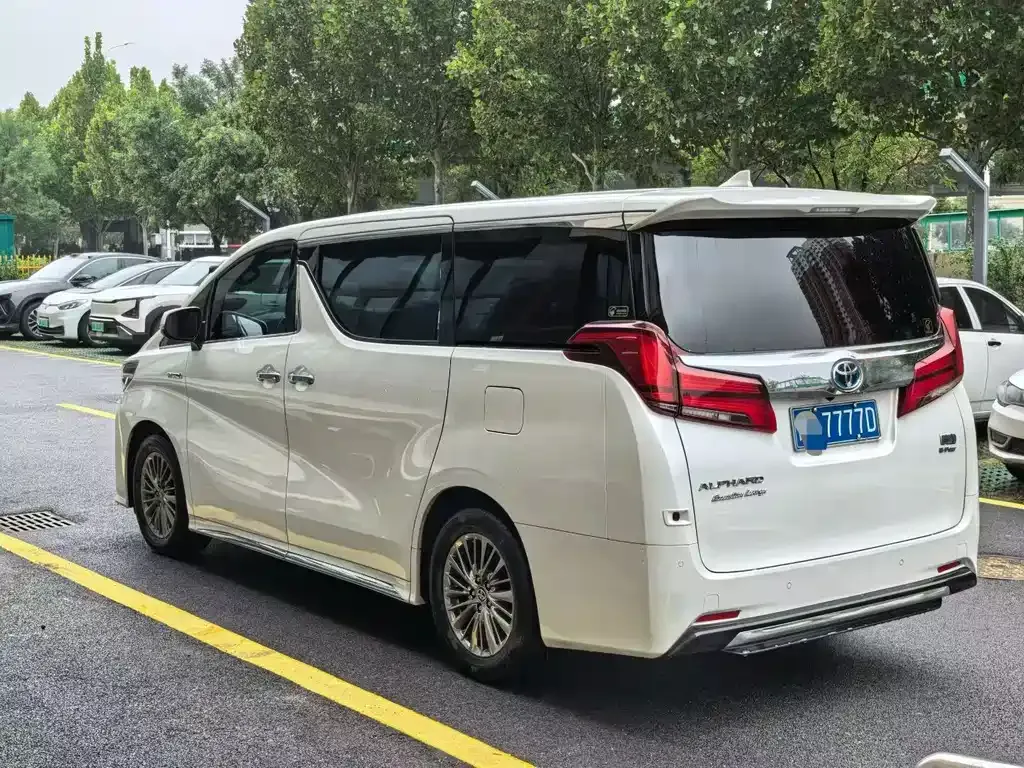 Toyota Alphard 2022 из CN, фото 6