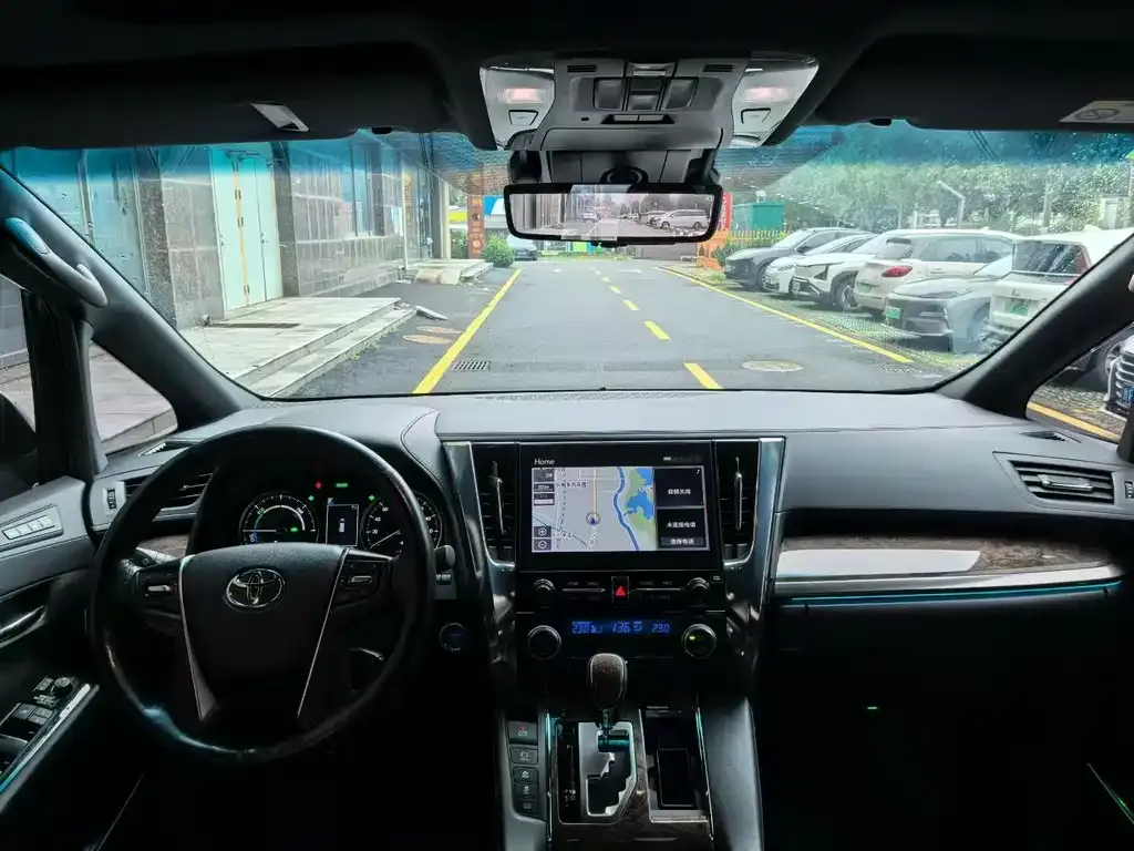 Toyota Alphard 2022 из CN, фото 8