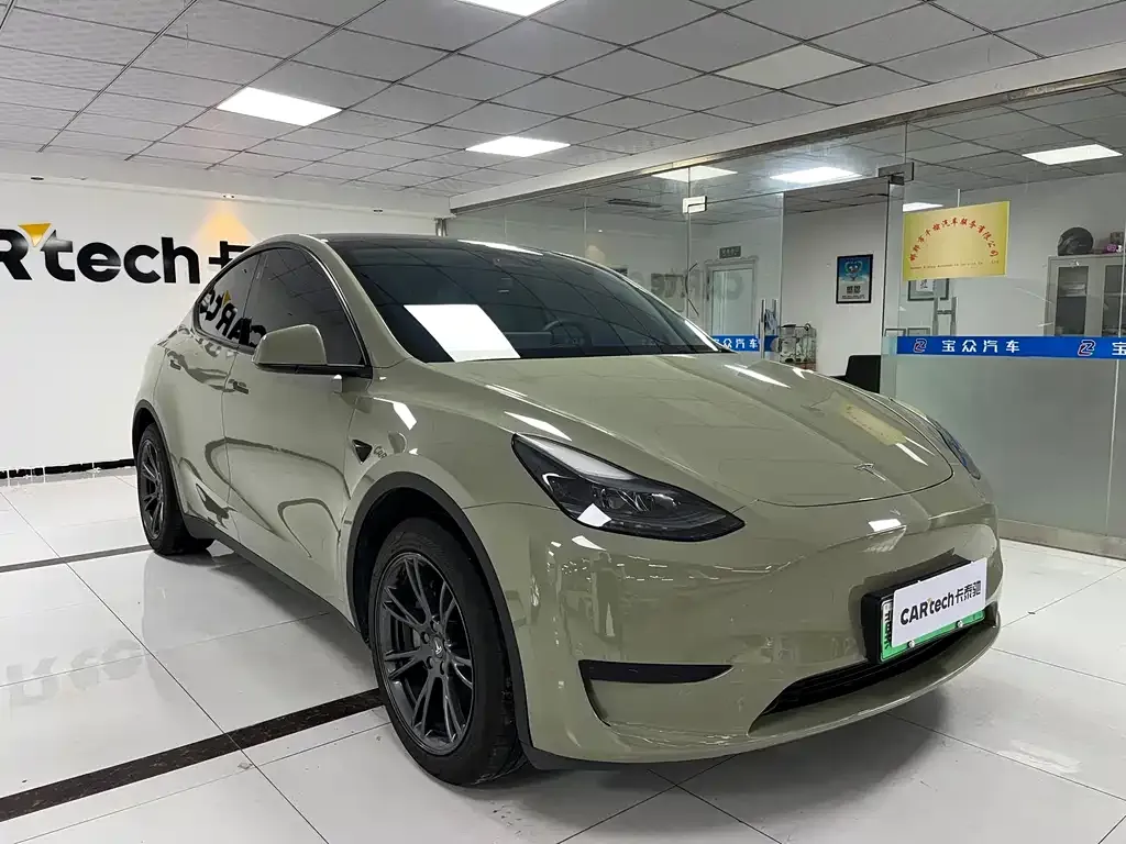 Tesla Model Y 2024 из CN, фото 3