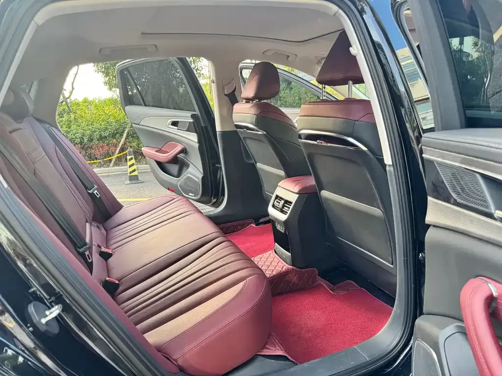 Hongqi H5 2024 из CN, фото 8