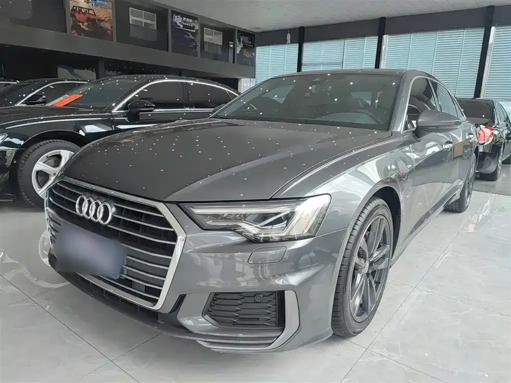 Audi A6L 2022 из CN, фото 2