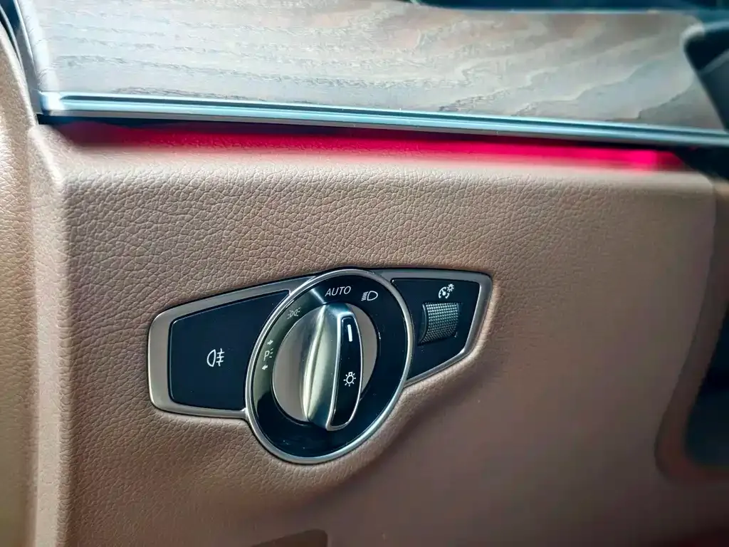 [object Object] E-Class 2022 из CN, фото 7