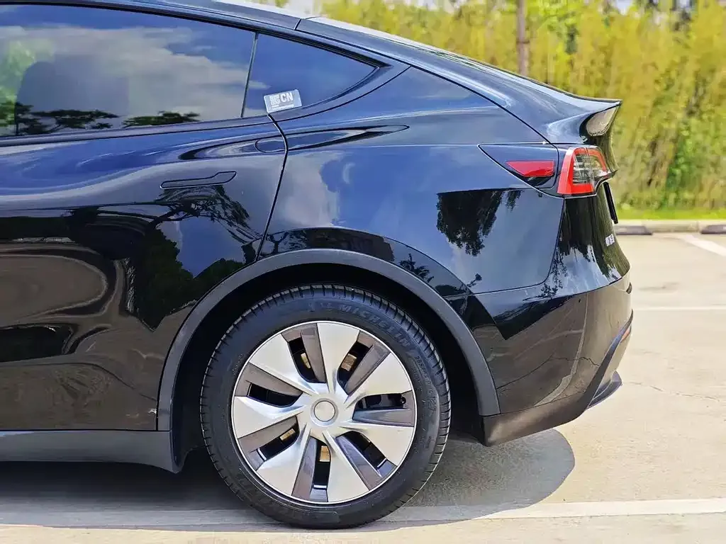 Tesla Model Y 2022 из CN, фото 9
