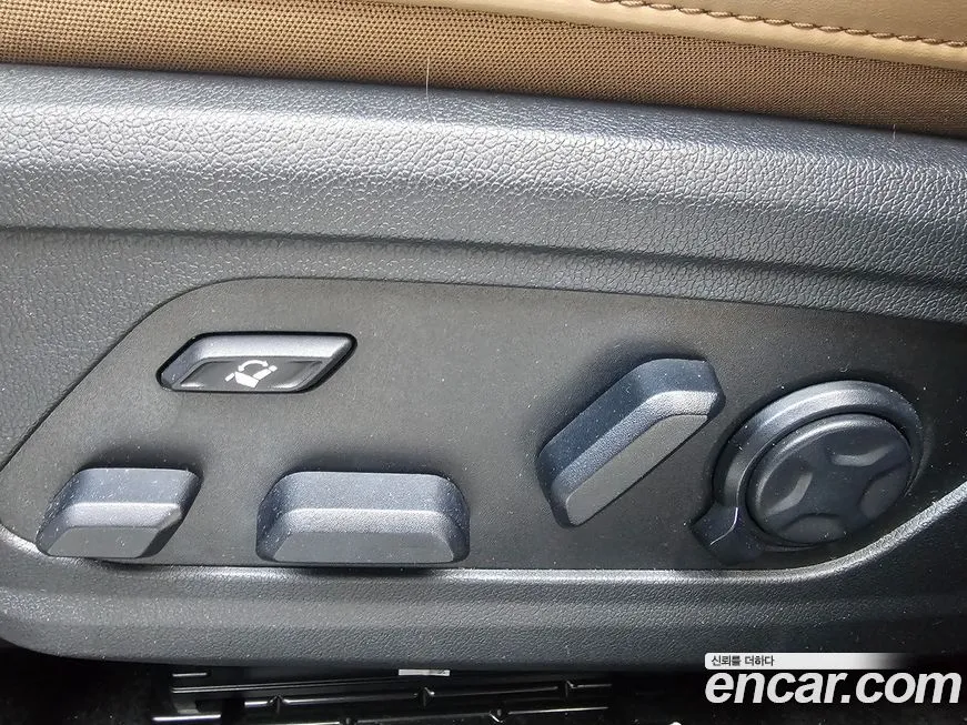 Kia Sorento — фото 10