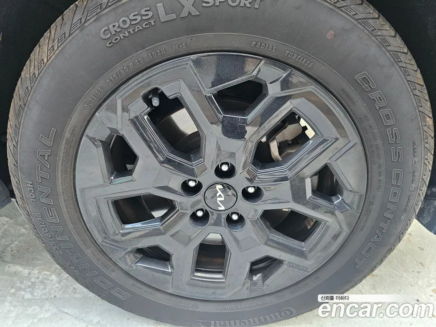 Kia Sorento — фото 6