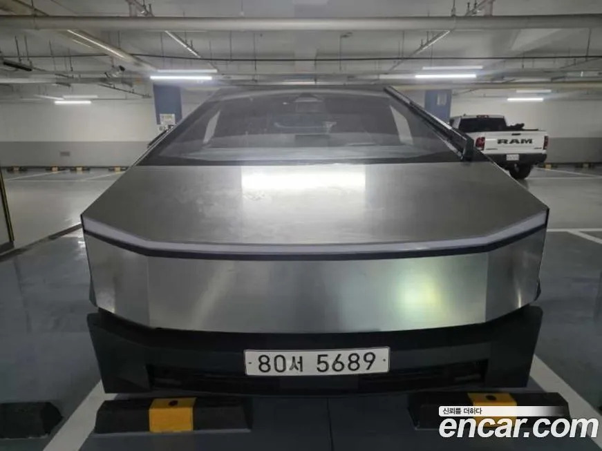 Tesla Cybertruck