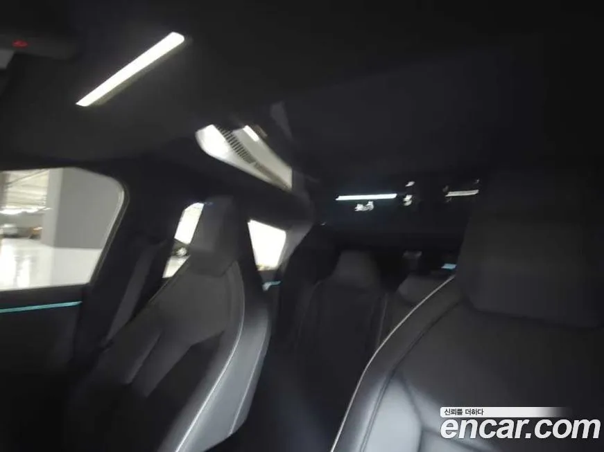 Tesla Cybertruck 2024 из KR, фото 10