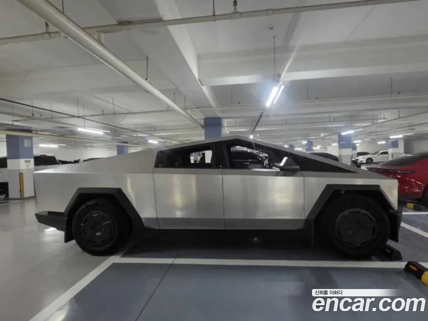 Tesla Cybertruck 2024 из KR, фото 3
