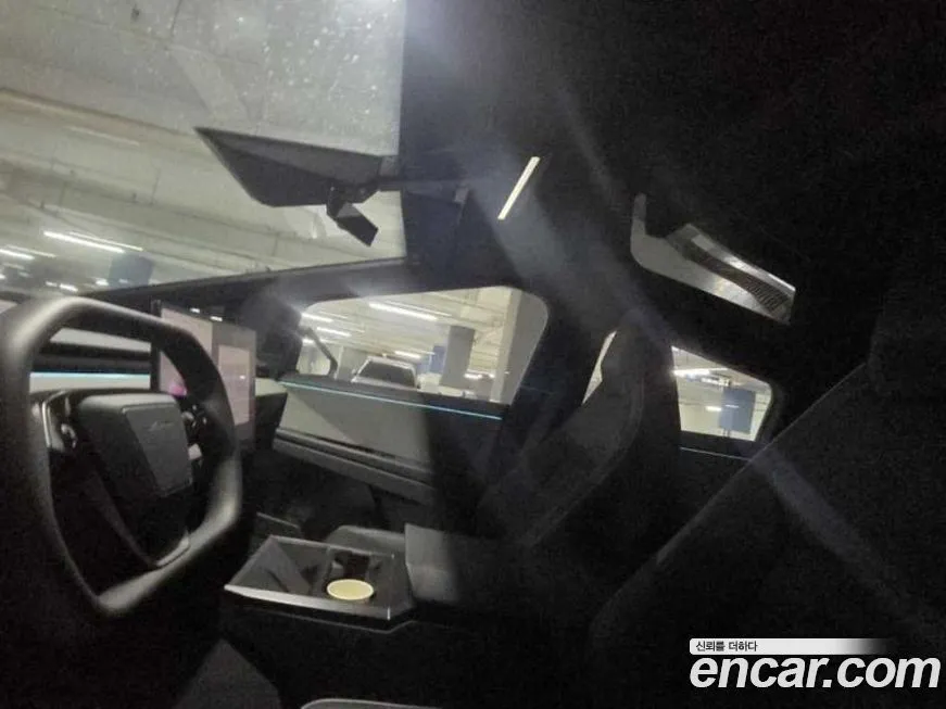 Tesla Cybertruck 2024 из KR, фото 9
