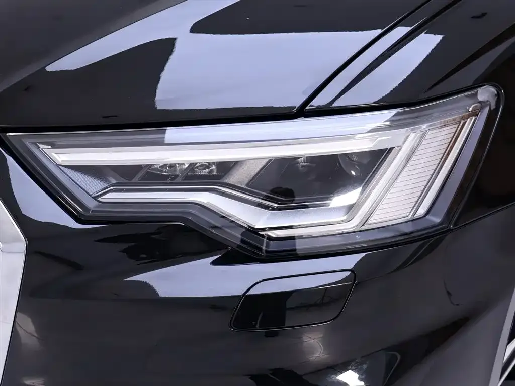 Audi A6L 2024 из CN, фото 4