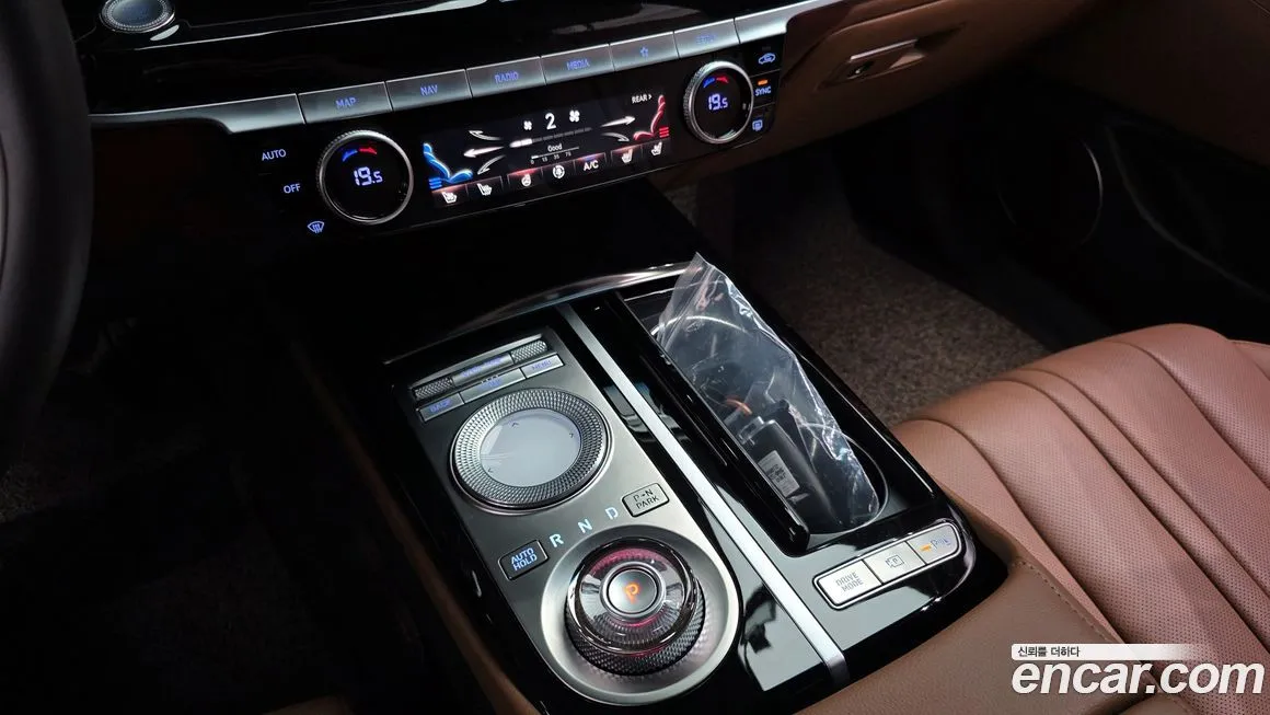 Genesis G80 — фото 9
