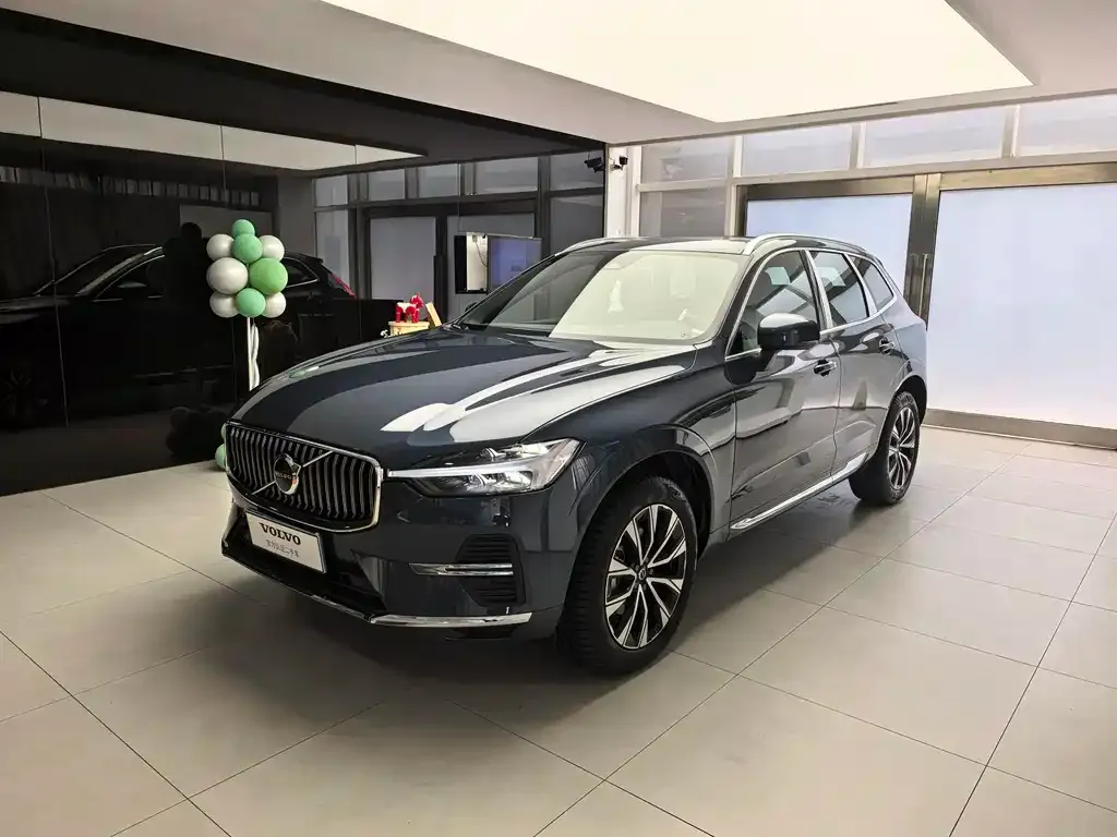 Volvo XC60 2025 из CN, фото 1