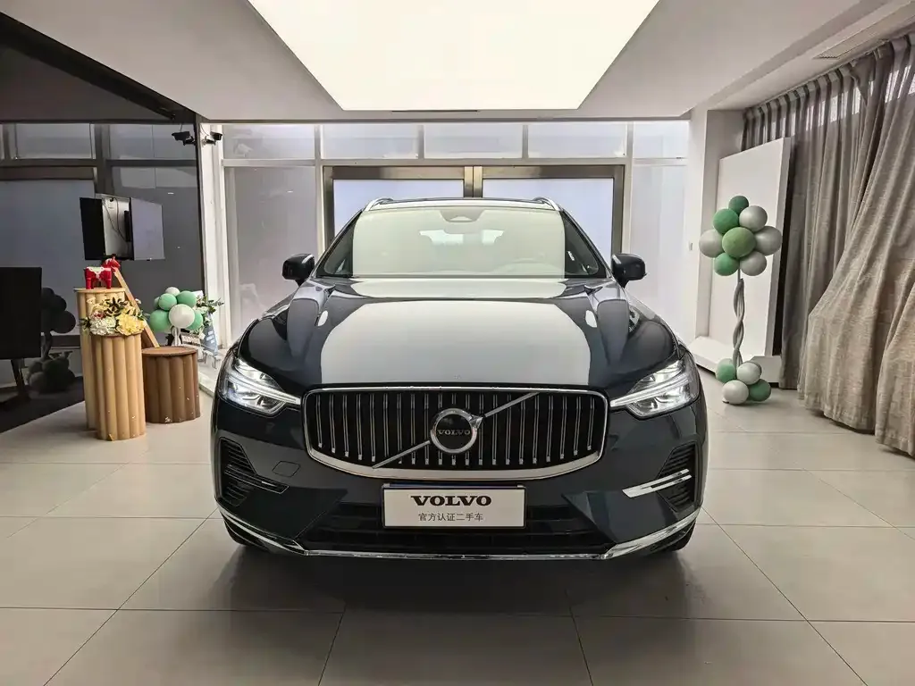 Volvo XC60 2025 из CN, фото 2