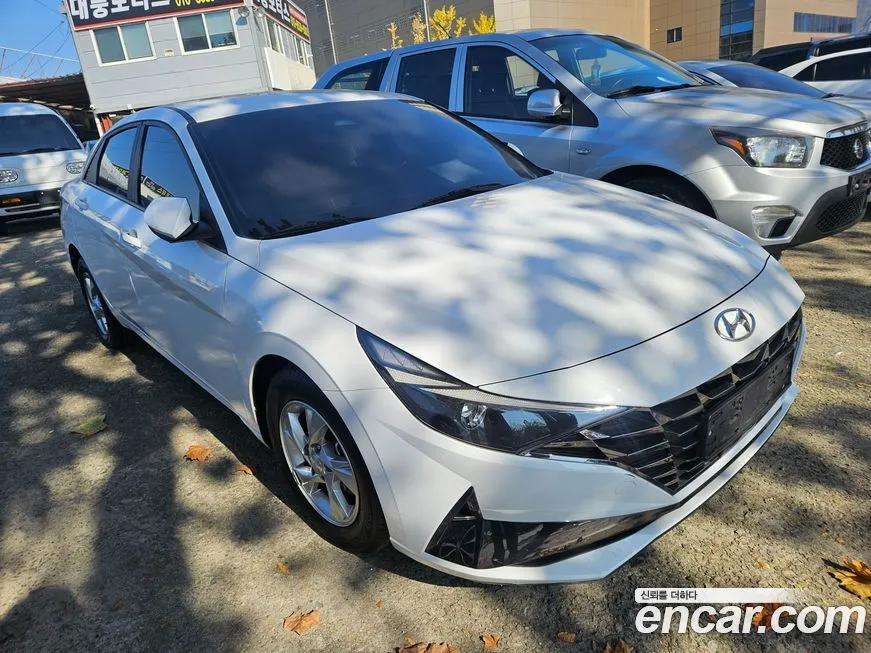Hyundai AVANTE — фото 3