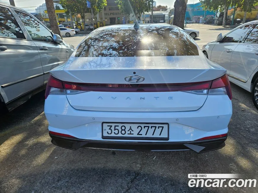 Hyundai AVANTE — фото 4