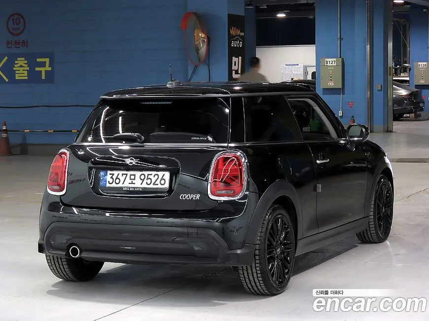 Mini Cooper 2024 из KR, фото 4