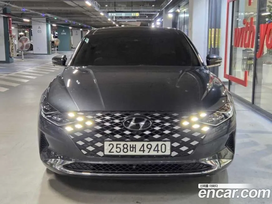 Hyundai Grandeur — фото 1