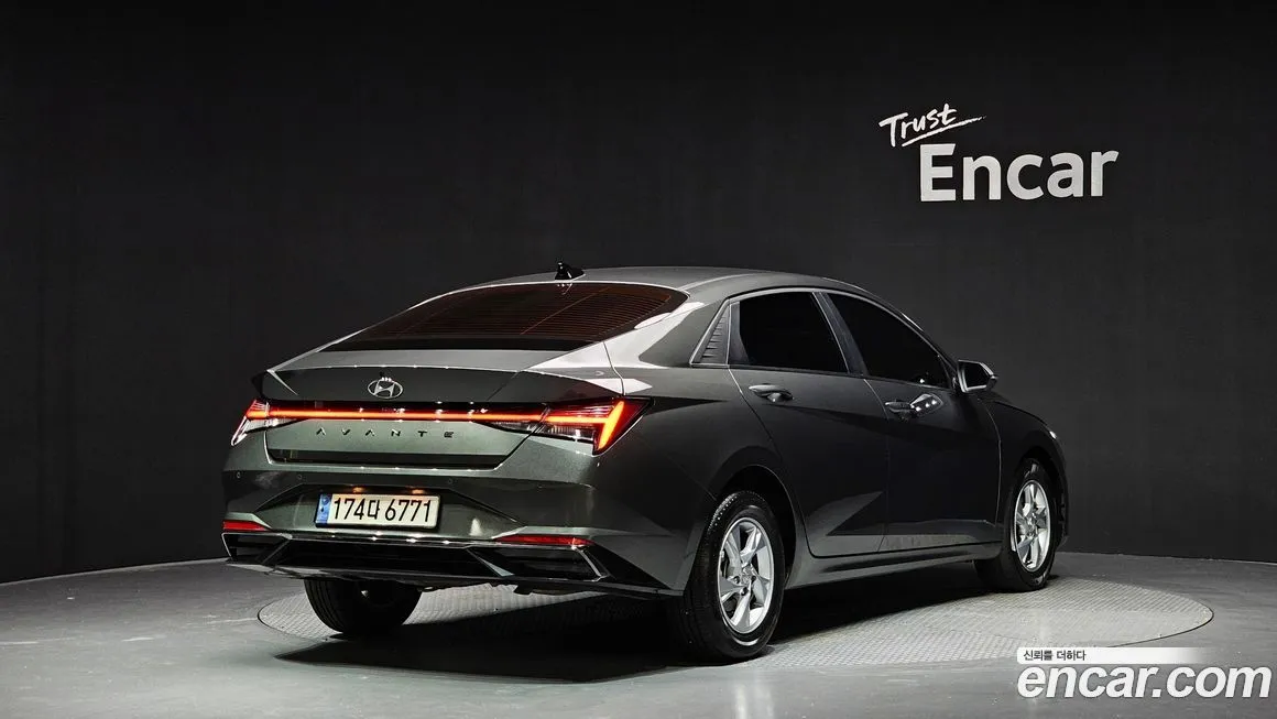 Hyundai AVANTE — фото 2