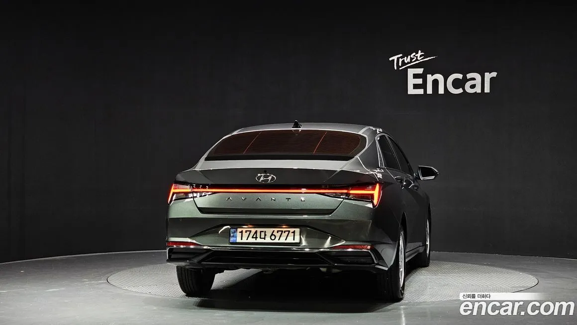 Hyundai AVANTE — фото 4