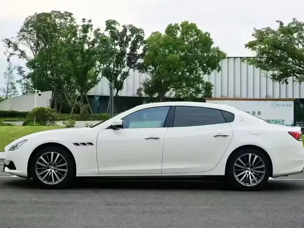 Maserati Quattroporte 2022 из CN, фото 3