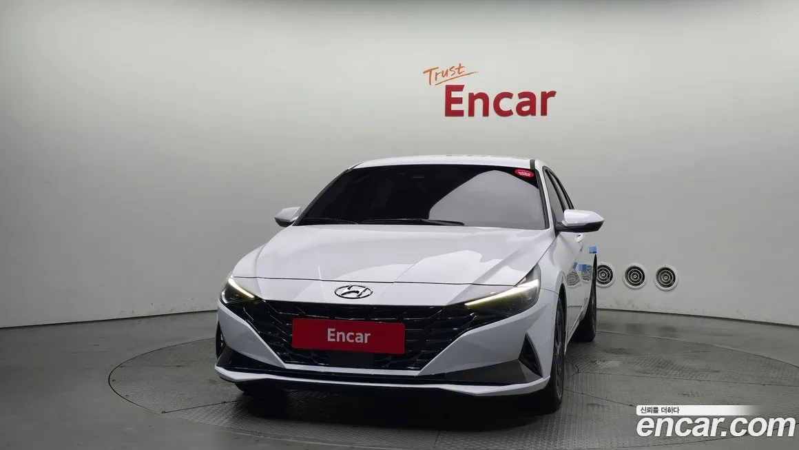 Hyundai AVANTE — фото 3