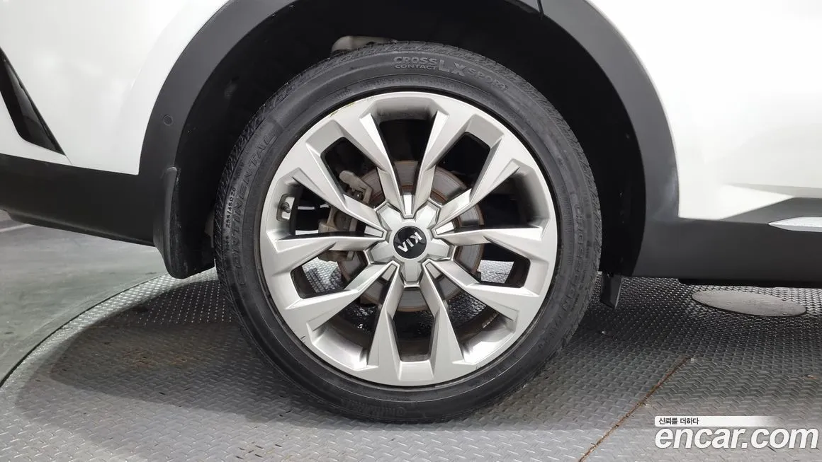 Kia Sorento — фото 5