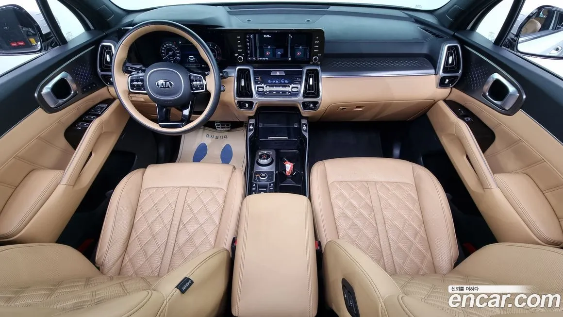 Kia Sorento — фото 7