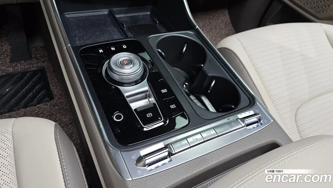 Kia Carnival — фото 9