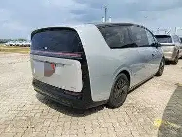 Li Auto MEGA 2024 из CN, фото 2