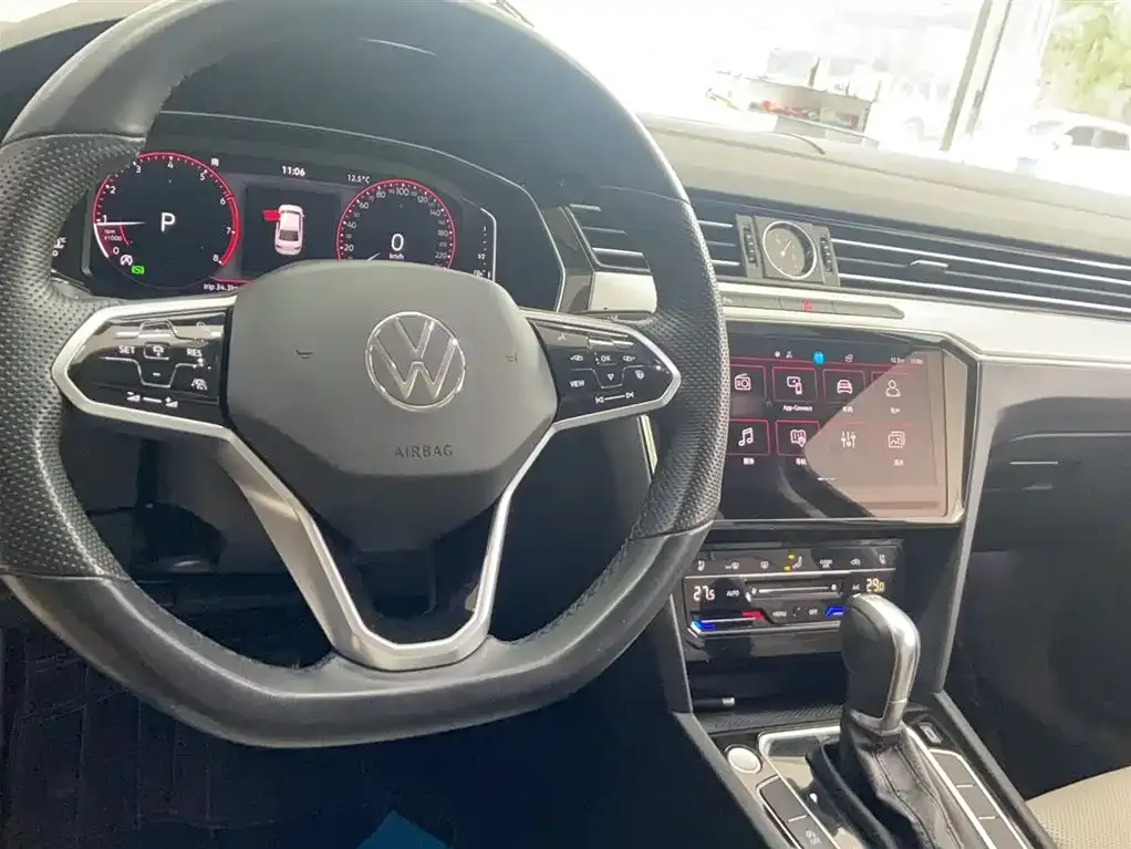 Volkswagen Magotan 2024 из CN, фото 3