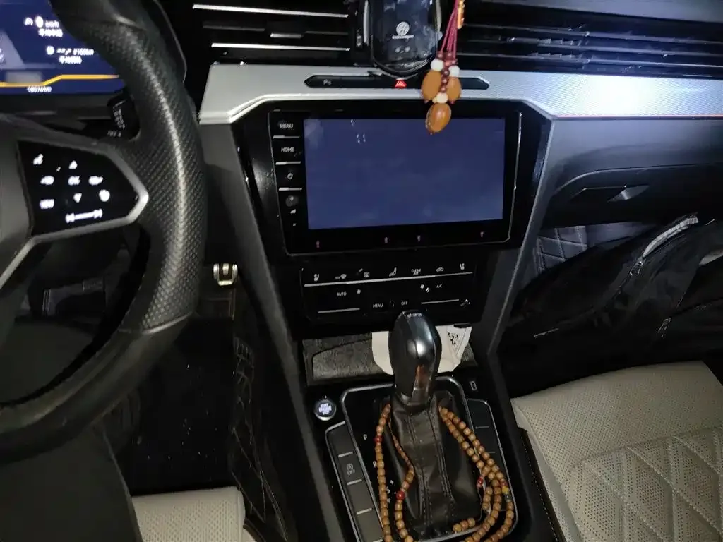 Volkswagen Magotan 2024 из CN, фото 6