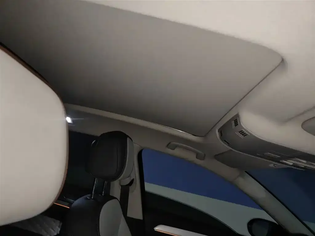 Volkswagen Magotan 2024 из CN, фото 8