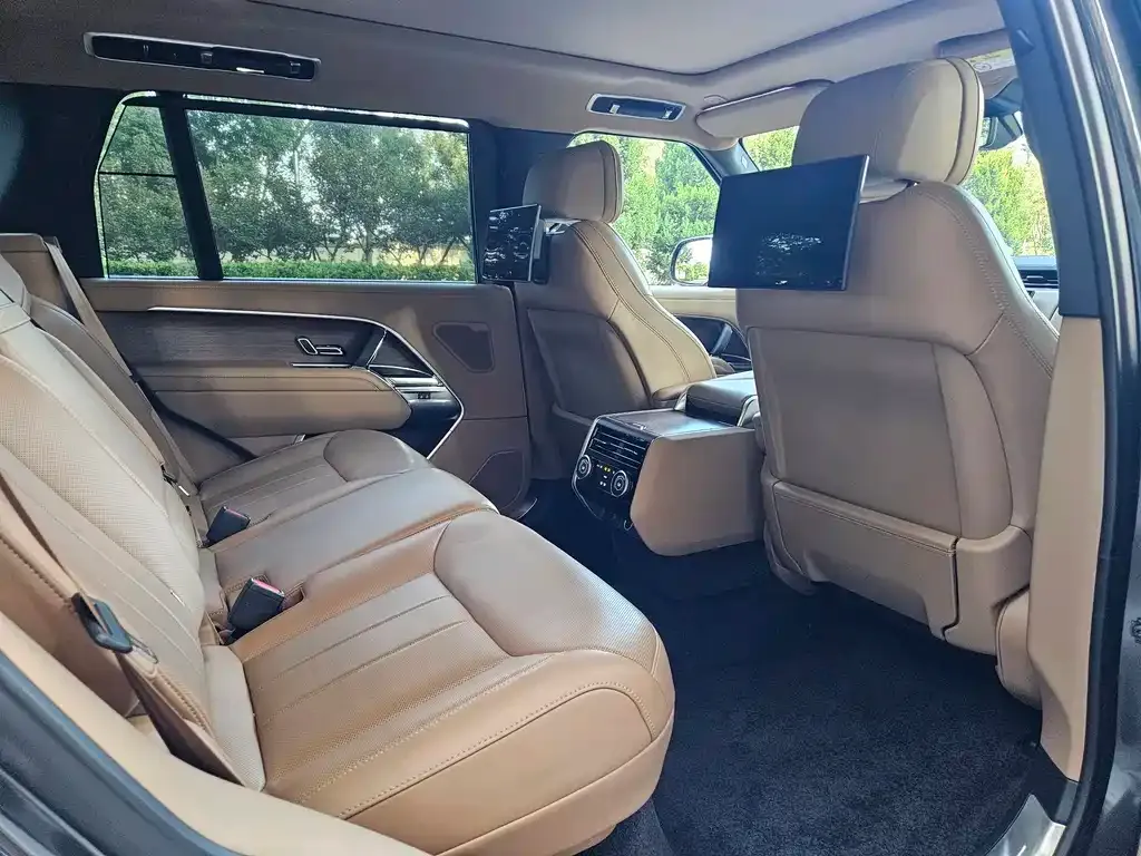 Land Rover Range Rover 2023 из CN, фото 10