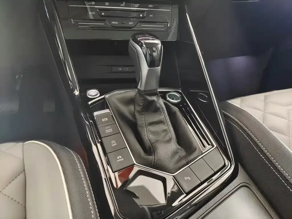 Volkswagen Tayron 2024 из CN, фото 7