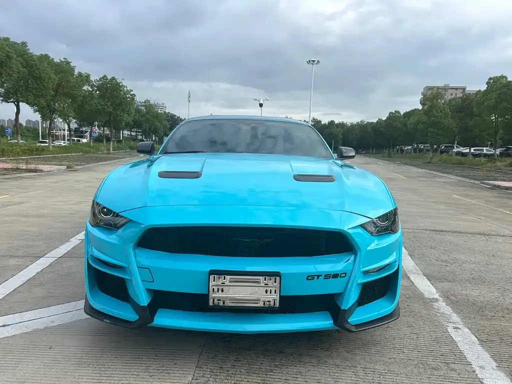 Ford Mustang 2023 из CN, фото 2