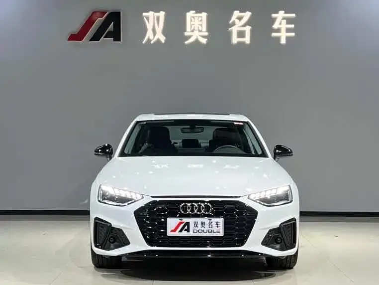 Audi A4L 2023 из CN, фото 2