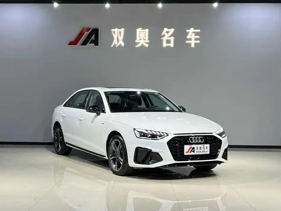 Audi A4L 2023 из CN, фото 3