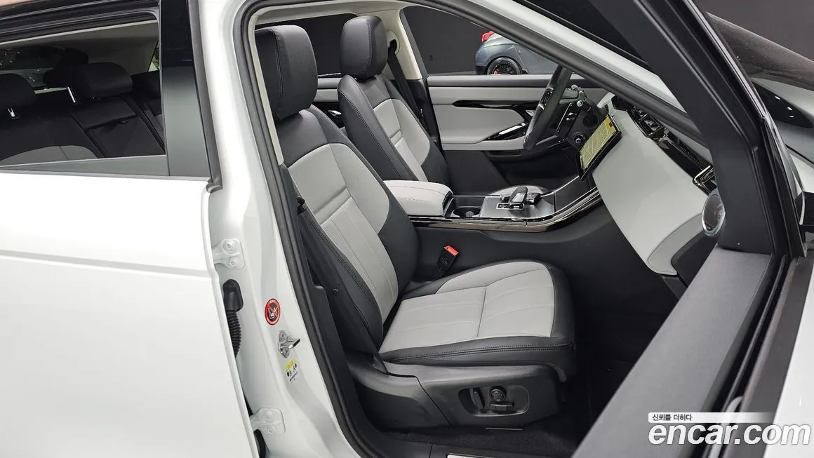 Land Rover Range Rover Evoque — фото 10