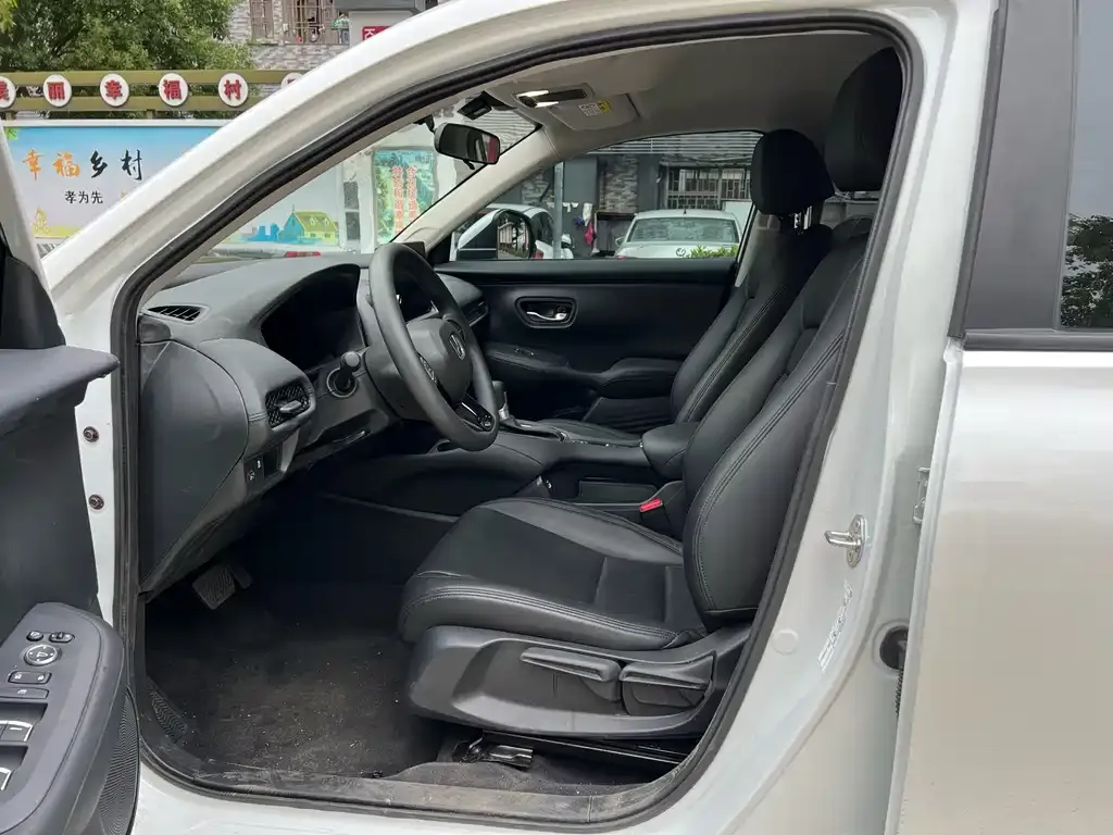 Honda ZR-V 2024 из CN, фото 5
