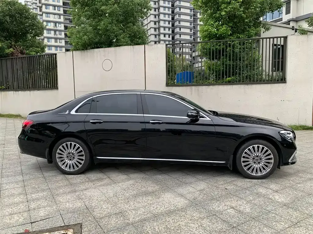 Mercedes-Benz E-Class 2024 из CN, фото 9