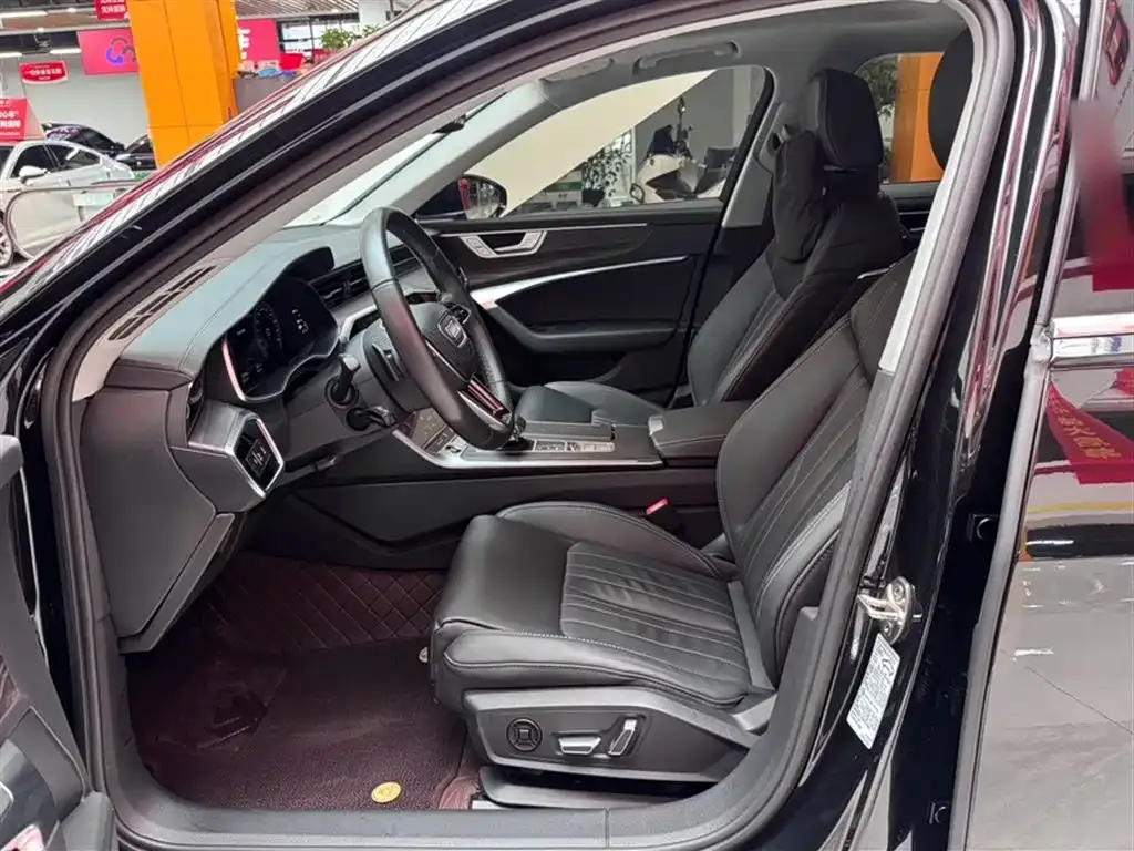 Audi A6L 2023 из CN, фото 10