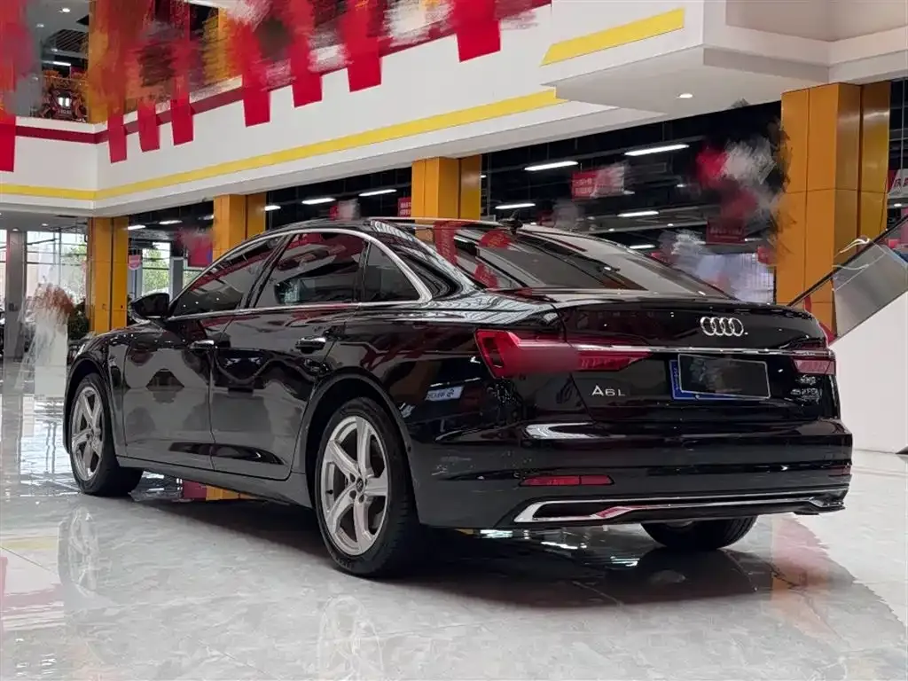 Audi A6L 2023 из CN, фото 7