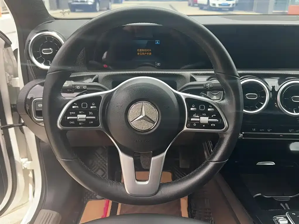 Mercedes-Benz A-Class (Import) 2021 из CN, фото 3