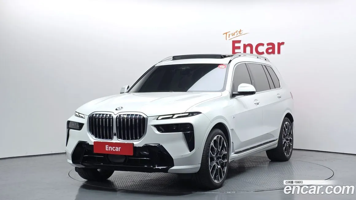 BMW X7 — фото 1