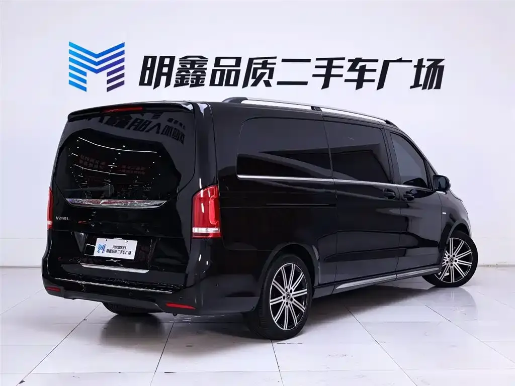 Mercedes-Benz V-Class 2022 из CN, фото 7