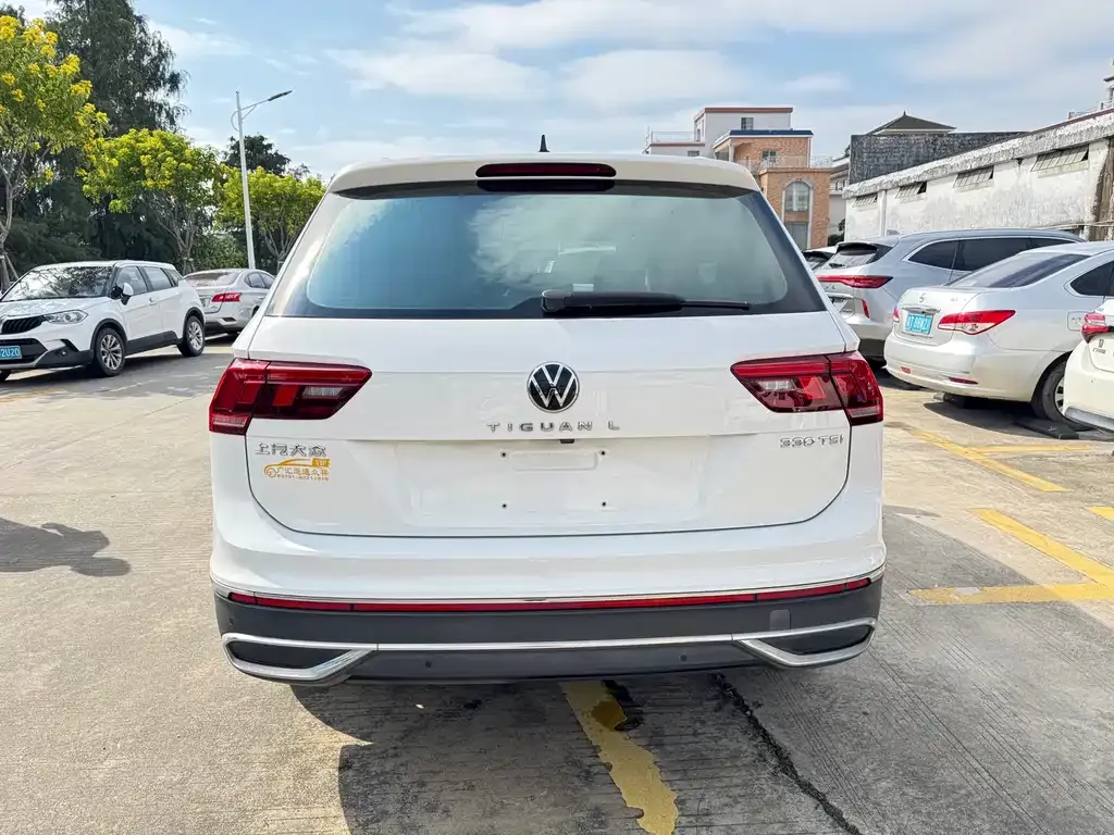 Volkswagen Tiguan L 2023 из CN, фото 5