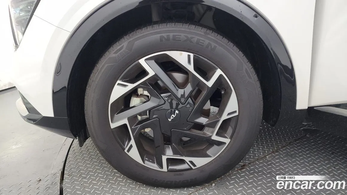 Kia Sportage — фото 5